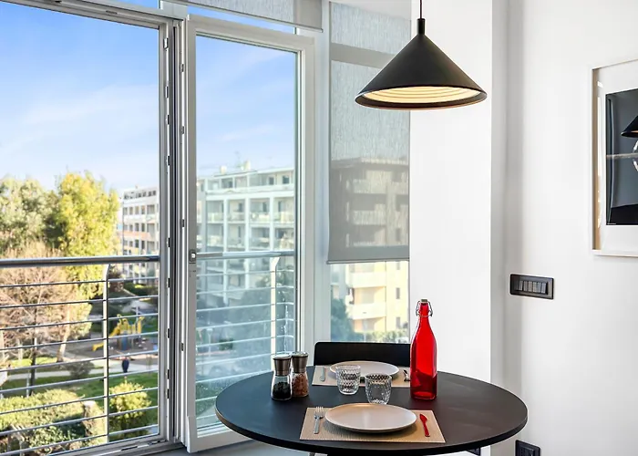 My Lux Palace Luxury Apartments - Private Parking *
