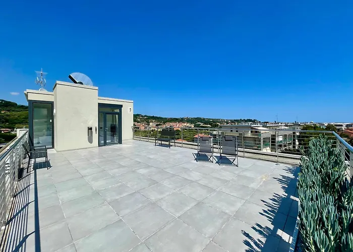 My Lux Palace - Luxury Appartement Albissola Marina